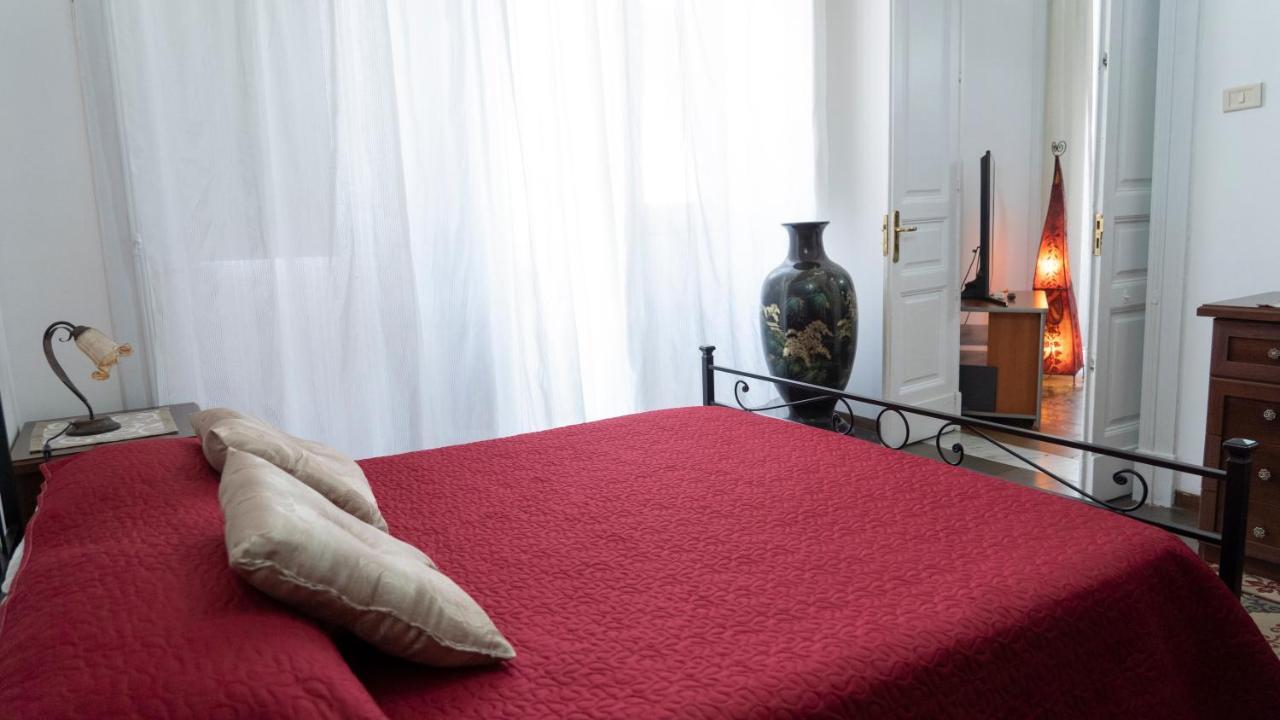 Апартаменты Mary'S Center House Катания Экстерьер фото