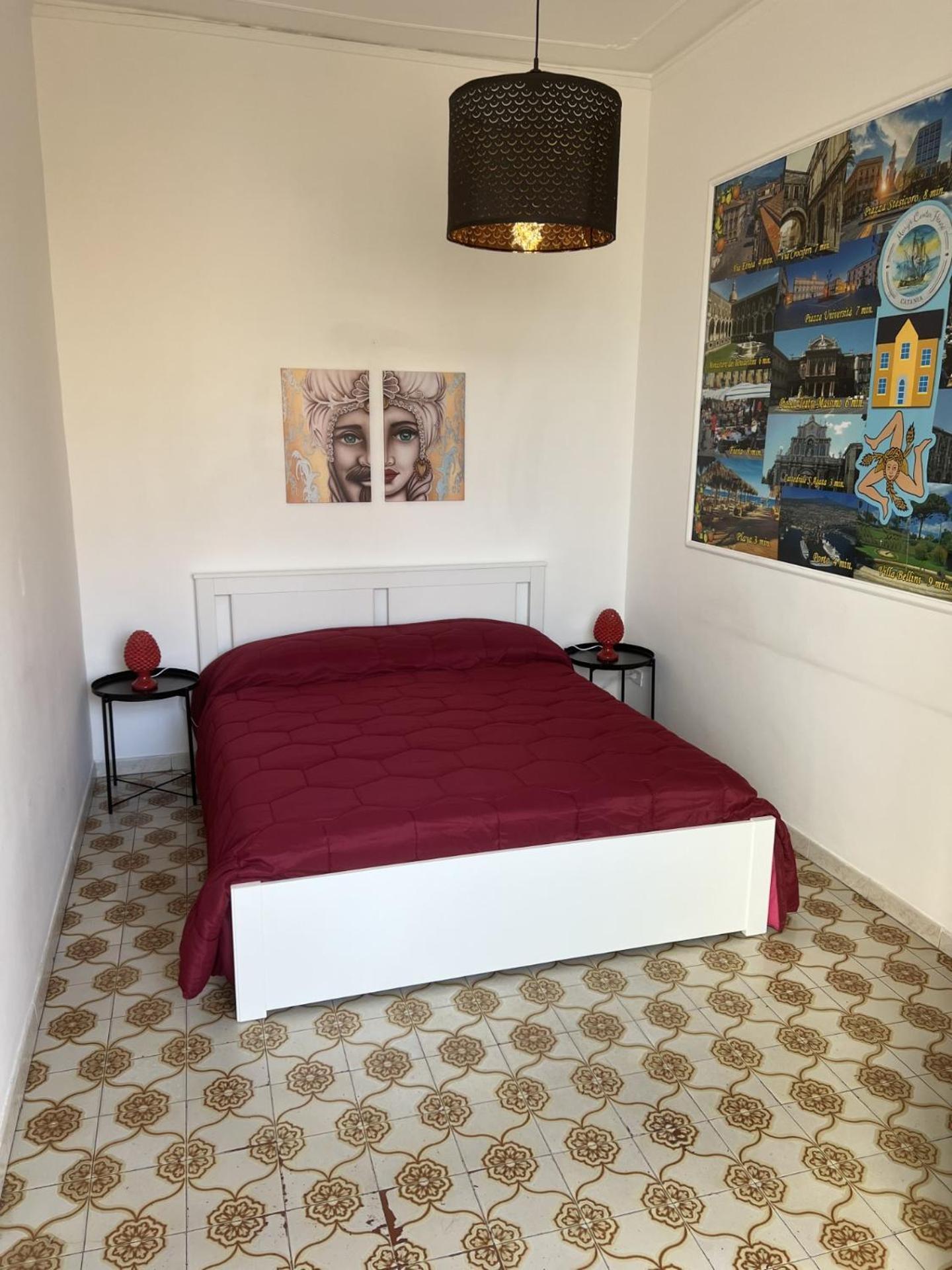 Апартаменты Mary'S Center House Катания Экстерьер фото